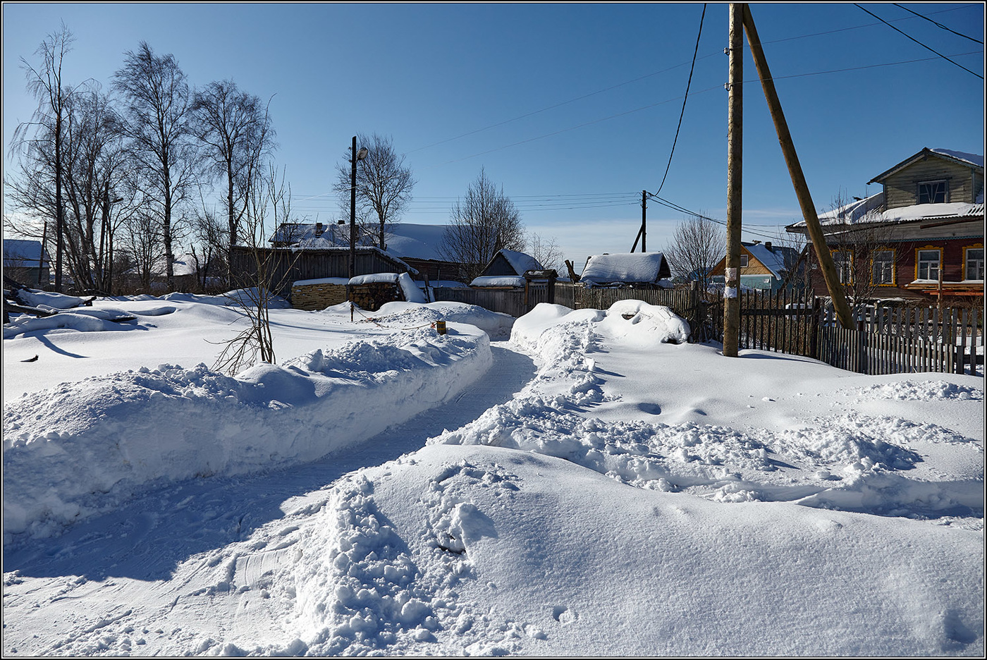 Зимний месяц март.