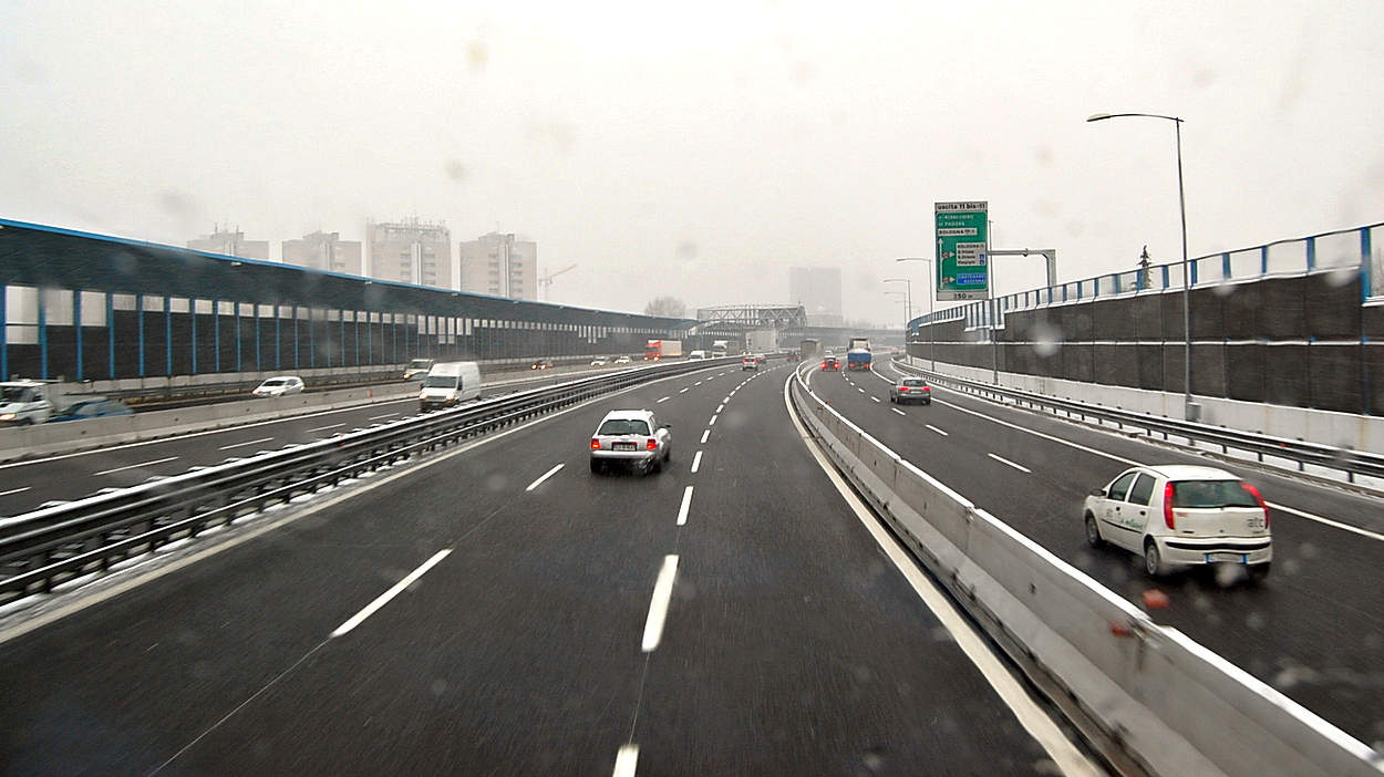 Утром по дороге в Рим задождило