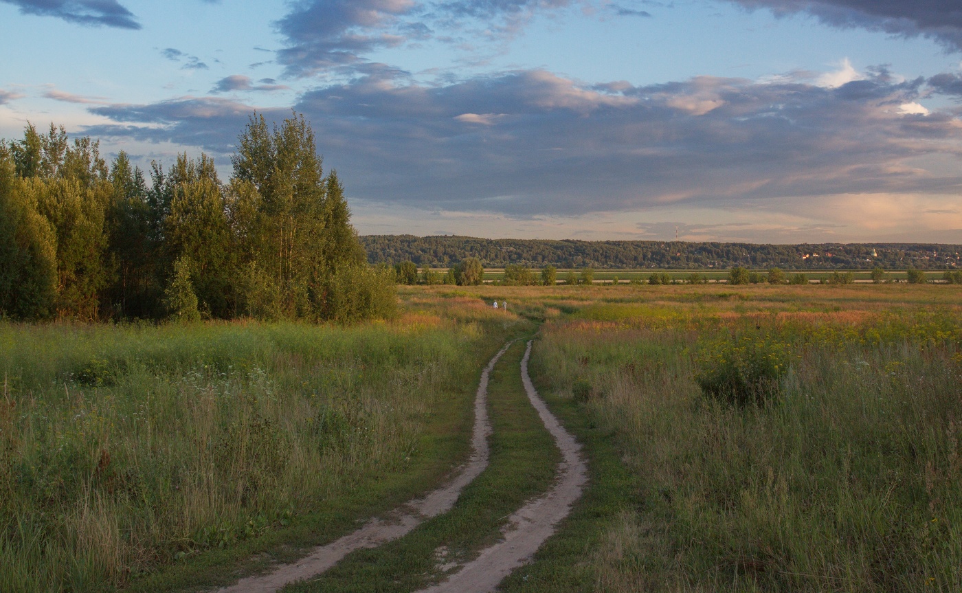 Вечерний променад