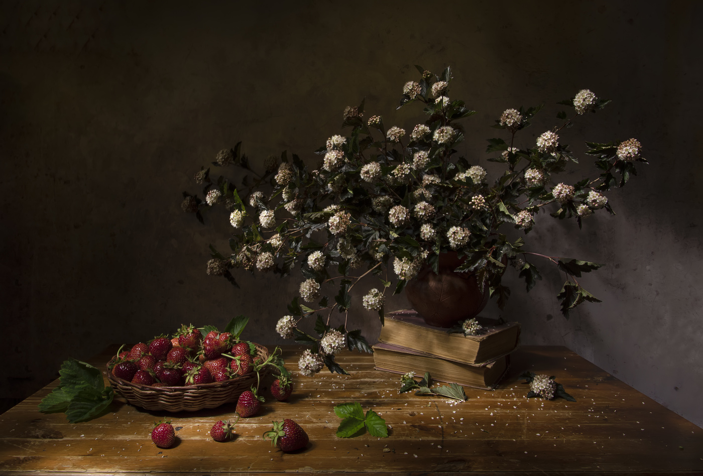 С клубничкой...