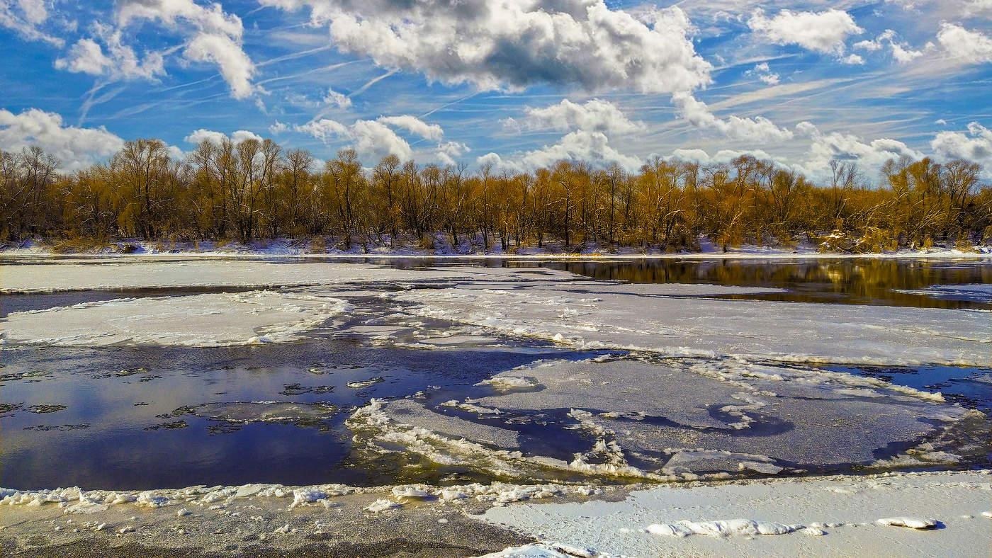 Мартовский ледоход.