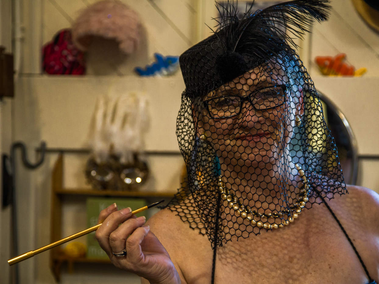 Попались в сети... к художникам