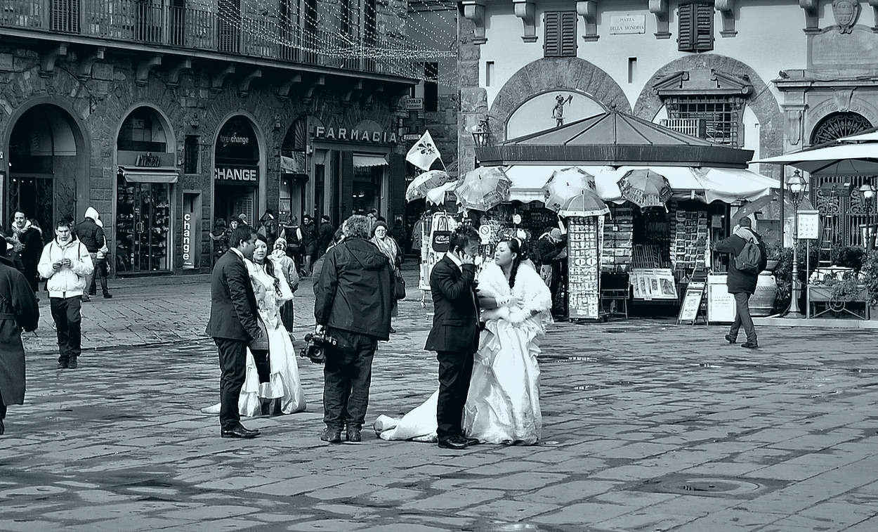 На площади Микеланджело во Флоренции