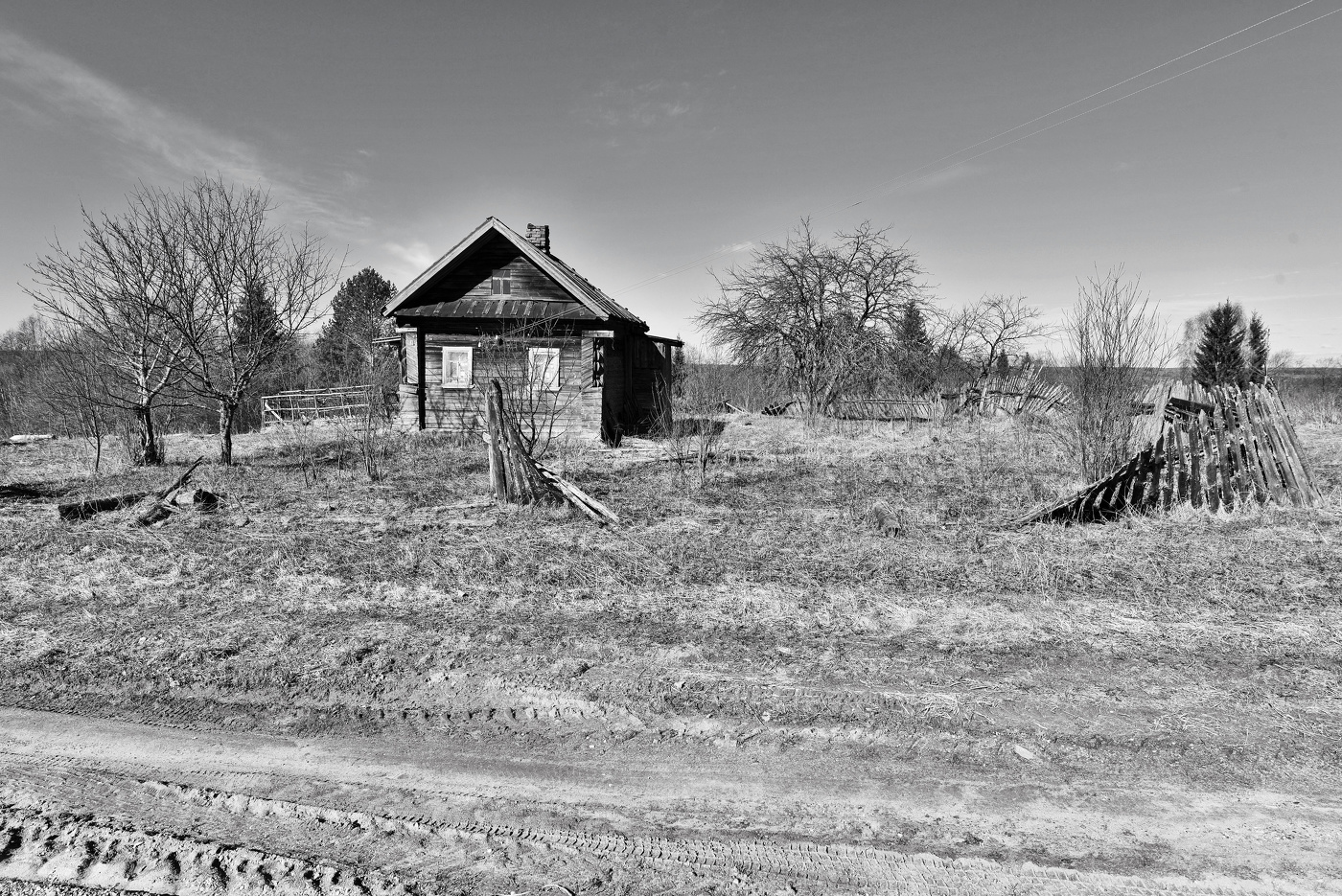 Осиротевший домишко ...