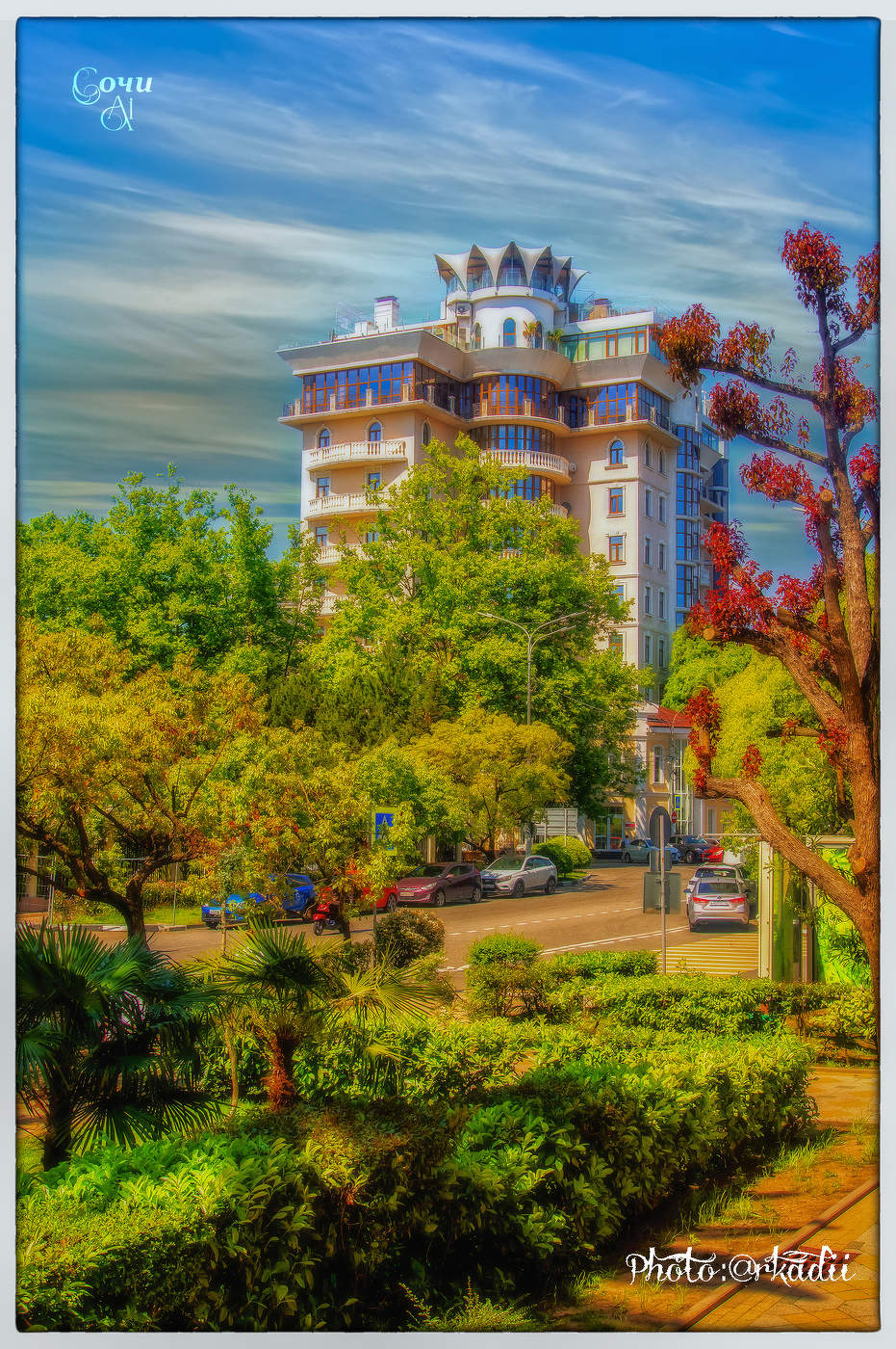 Стоял домик на горе...