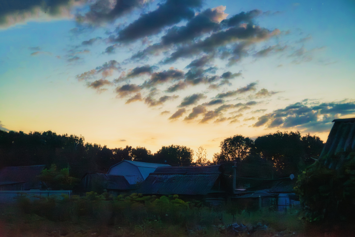 Пролетело лето.