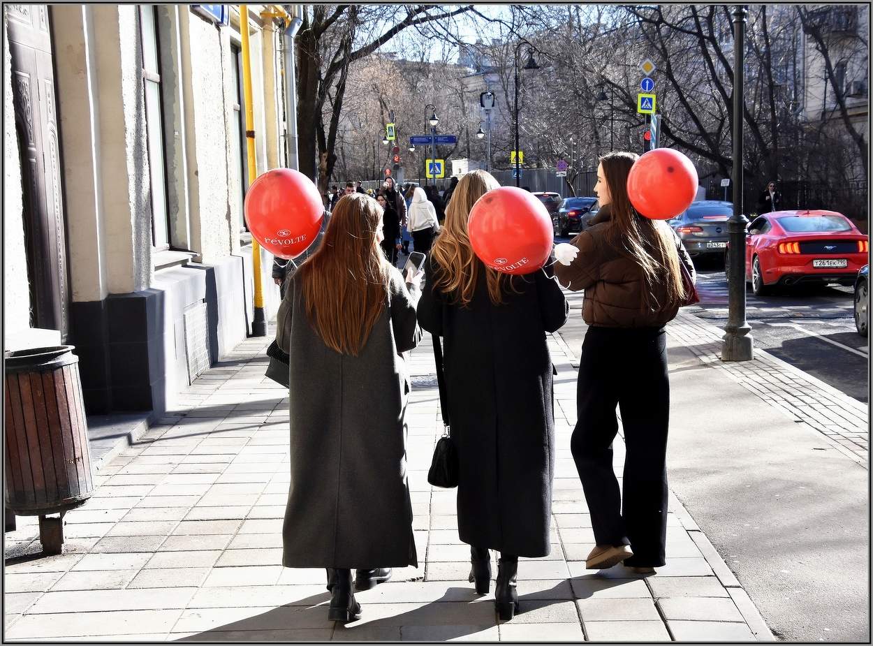 ... "Три сестры" ...