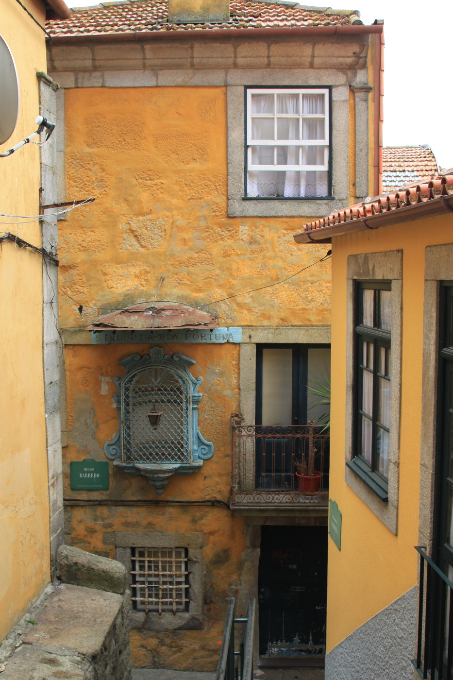 Старый дворик