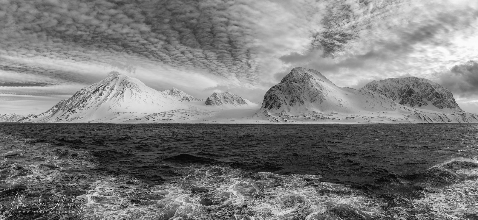 У северных берегов