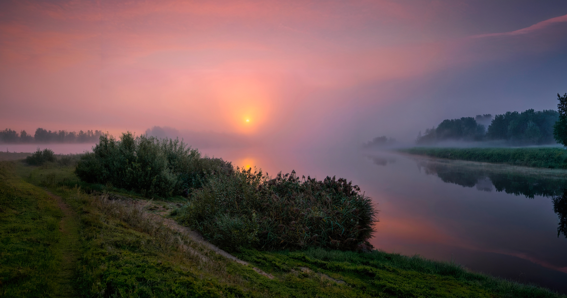 Рассвет на реке Волма