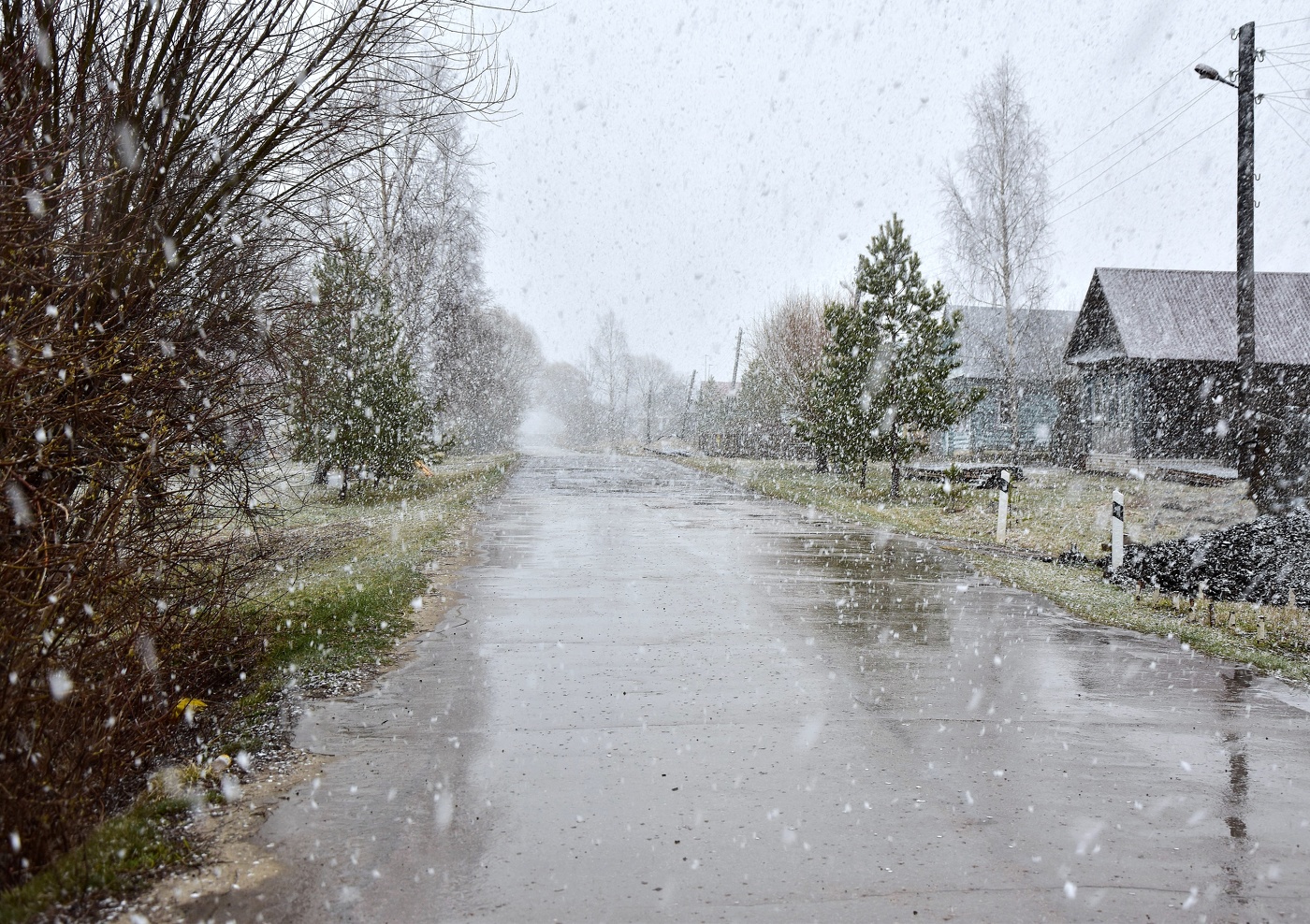 Апрель бывает разным....