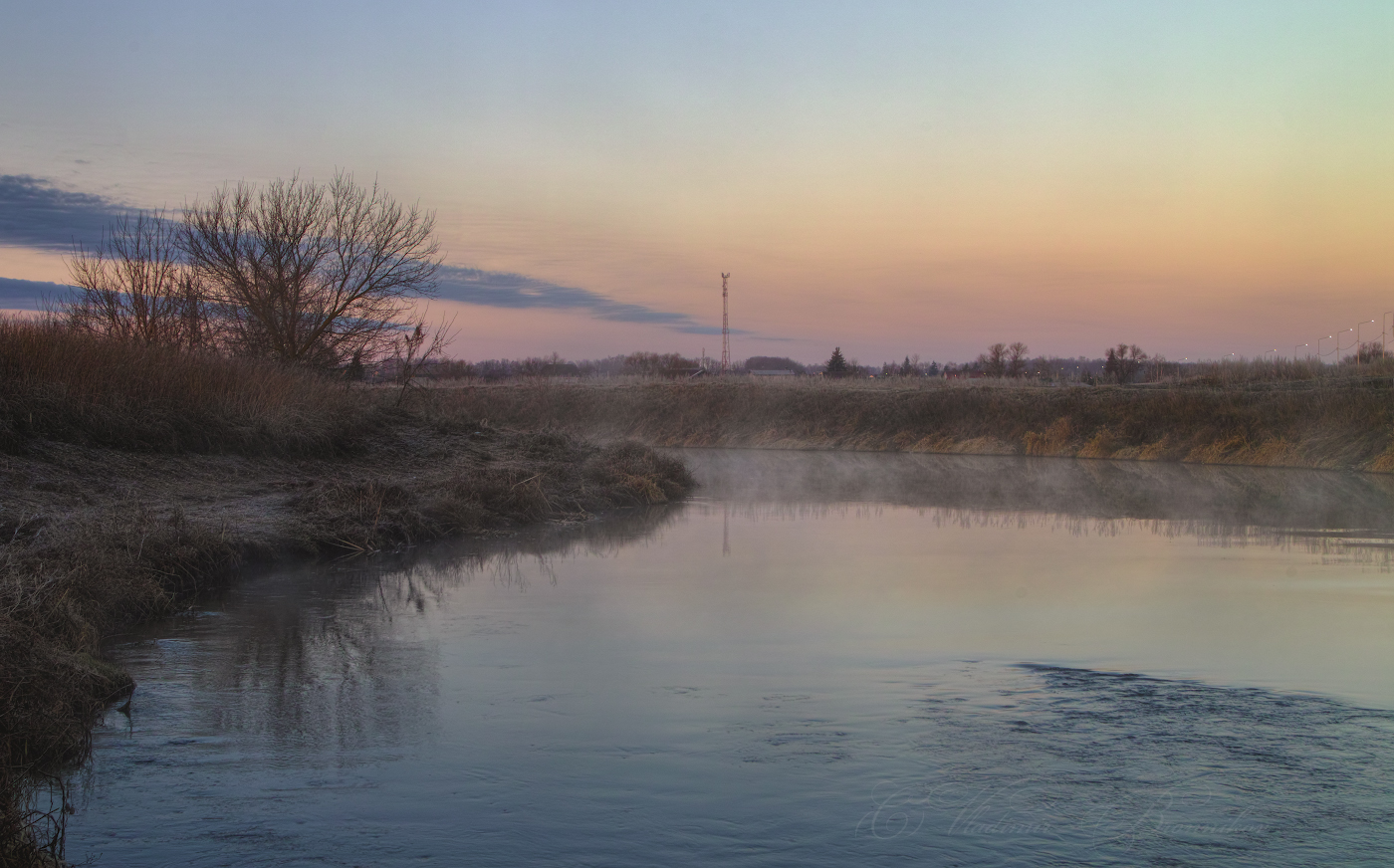 Рассвет на реке