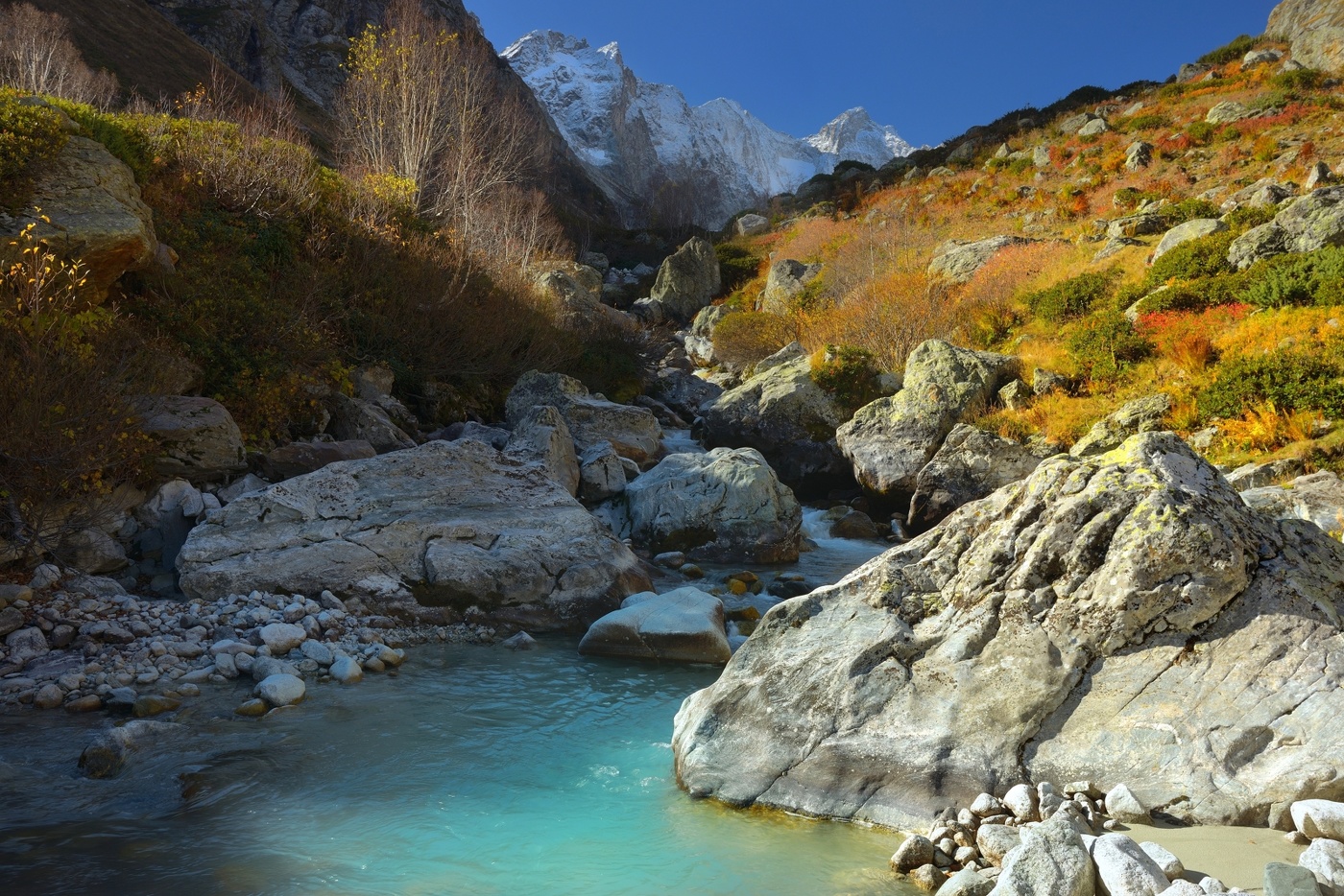 Утро в горах Кавказа