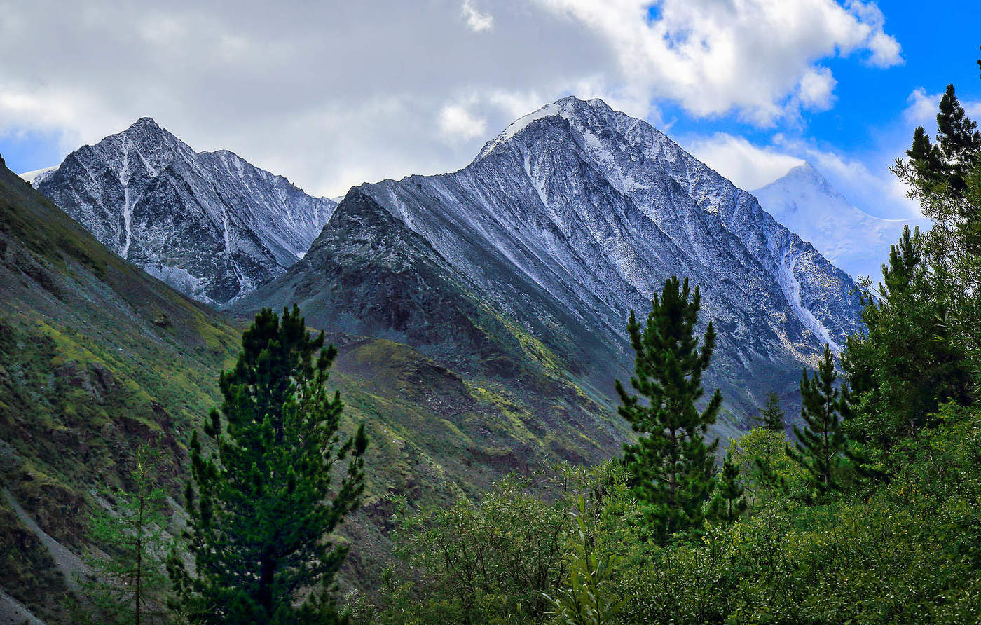 Вершины Кара-Оюк и Борис