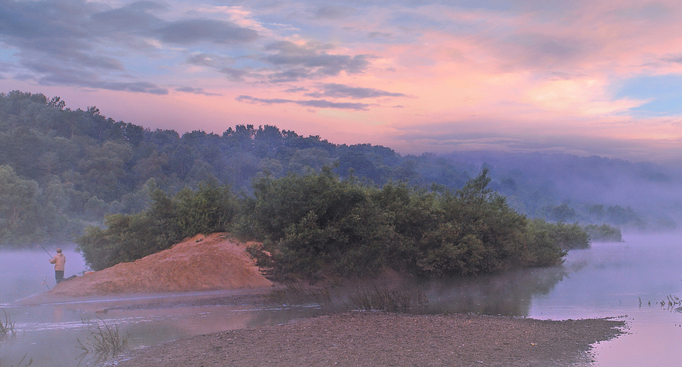 Ранним утром на Оке.