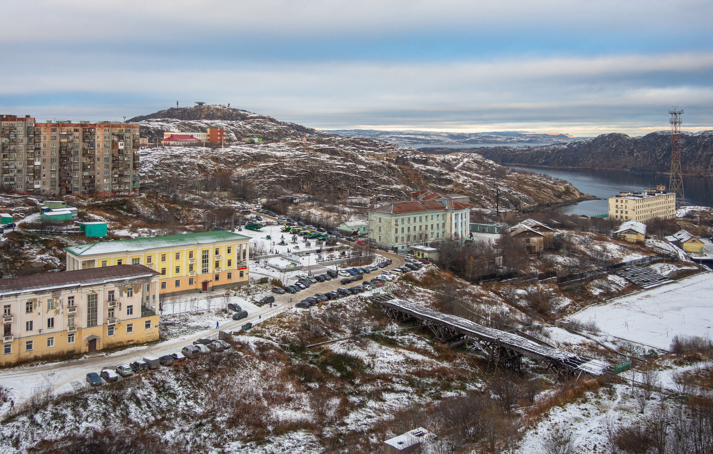 городок на скалах