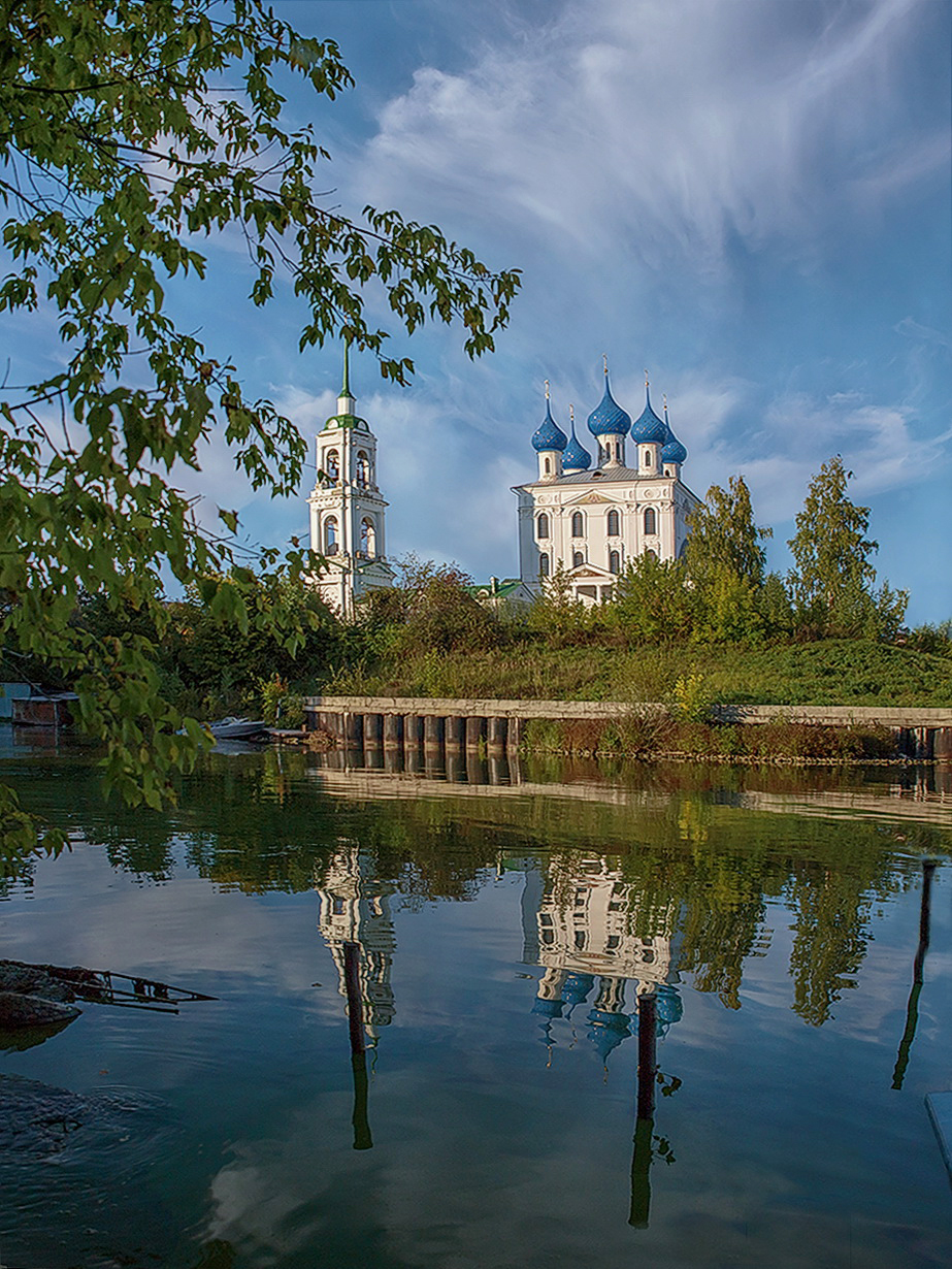 Поднебесье.