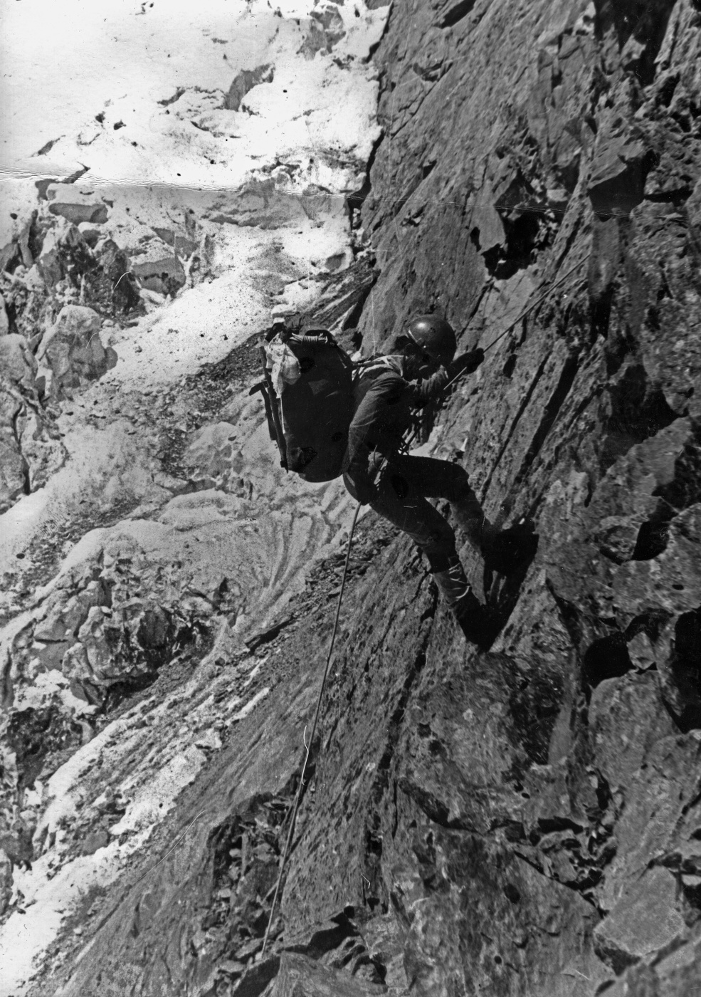 Спуск с перевала Большое Берельское седло