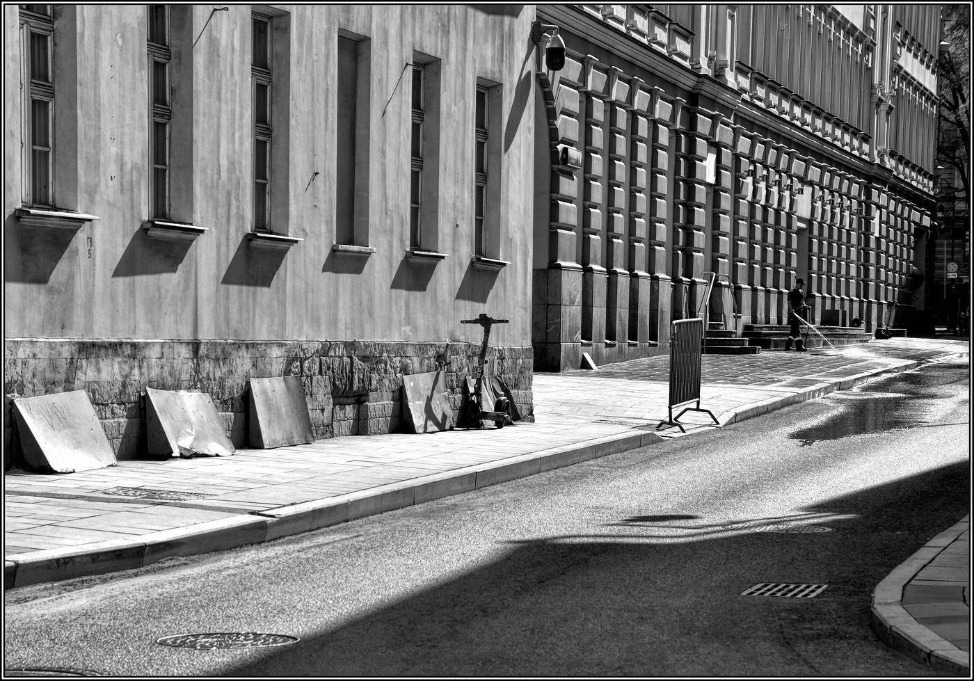 ... Тихий переулок ...