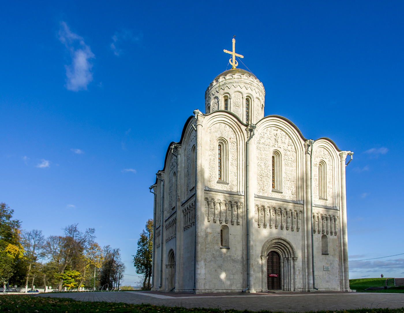 Дмитриевский собор.