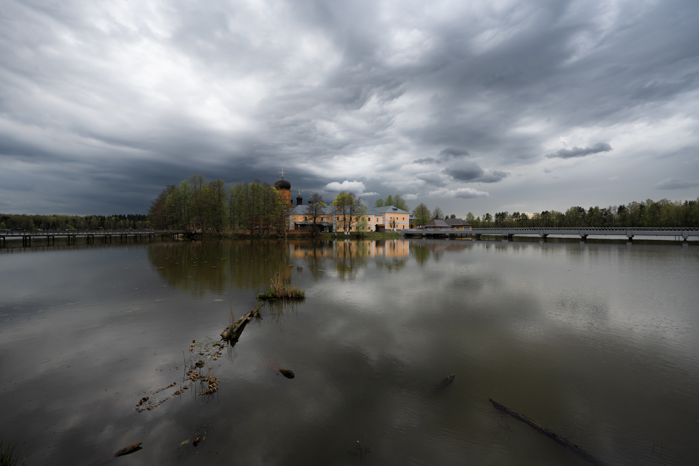 пасмурный день