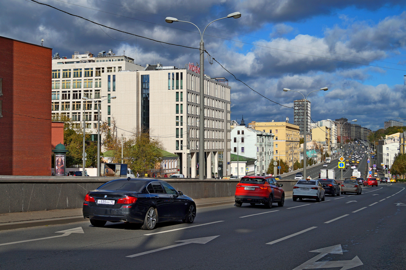 Земляной Вал