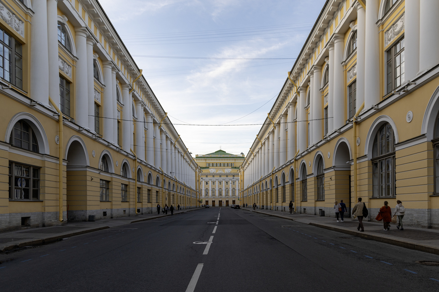 Улица Зодчего Росси