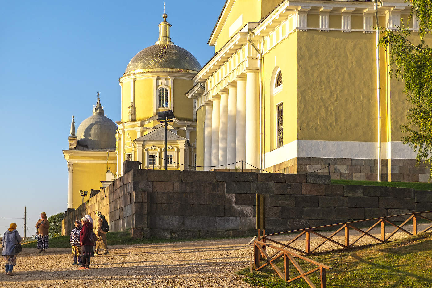 Прихожане храма