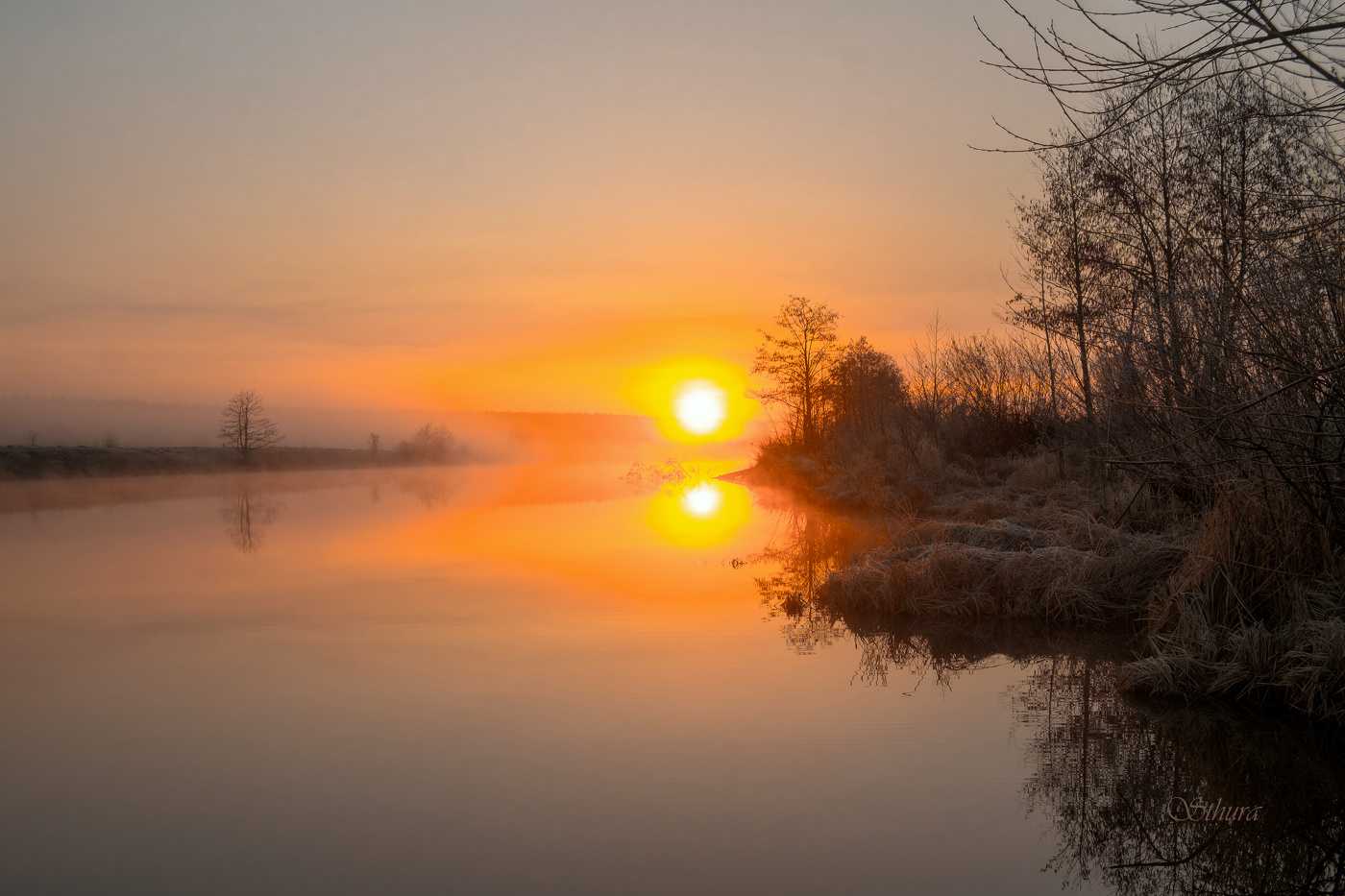 На восходе. Весна.