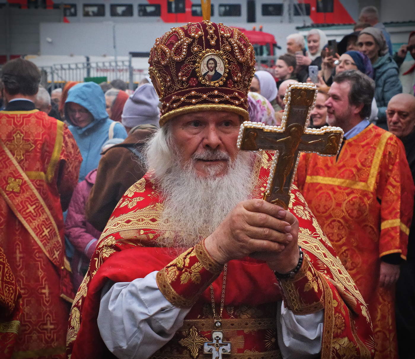 Праздничная служба.