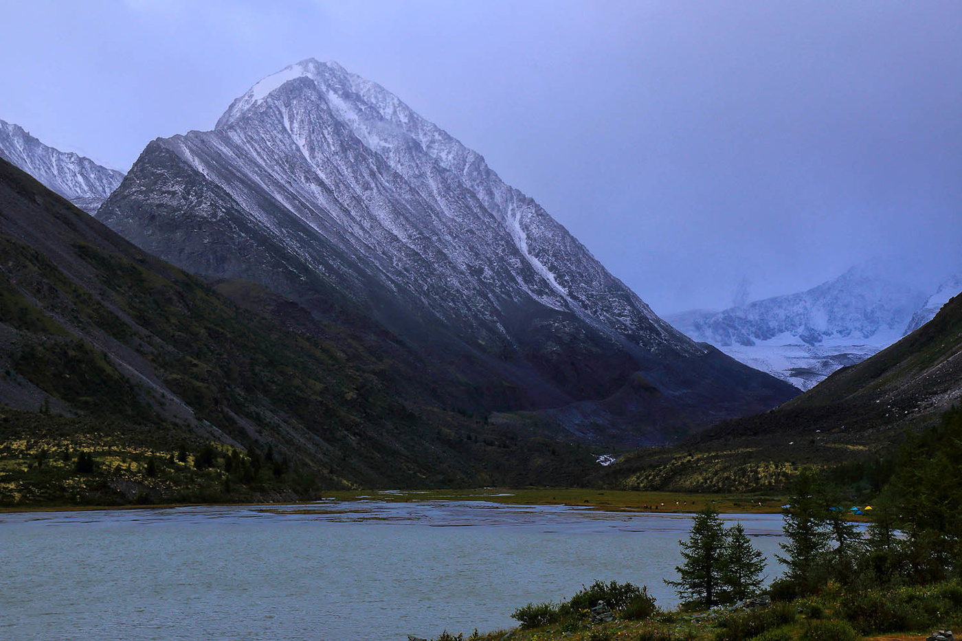 Утро у Аккемского озера