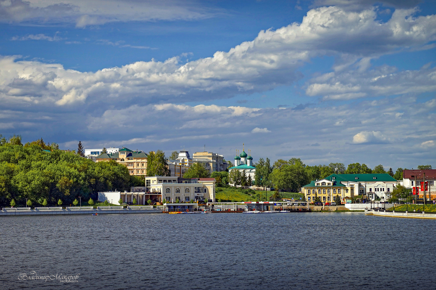 "Облака. Набережная залива"©