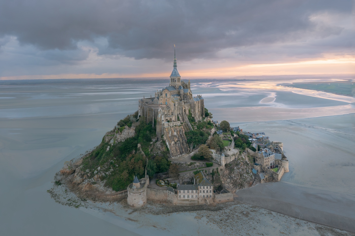 На рассвете