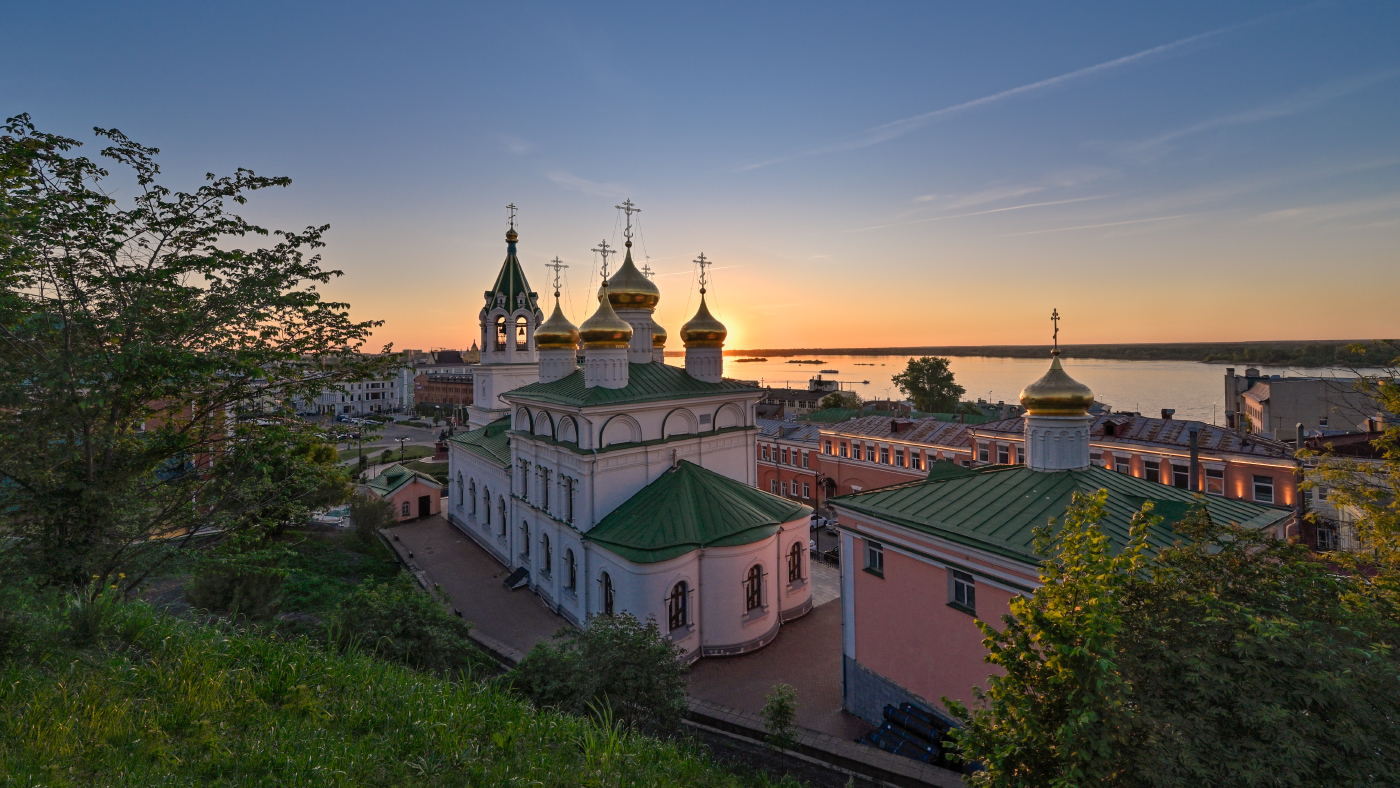 по вечернему городу