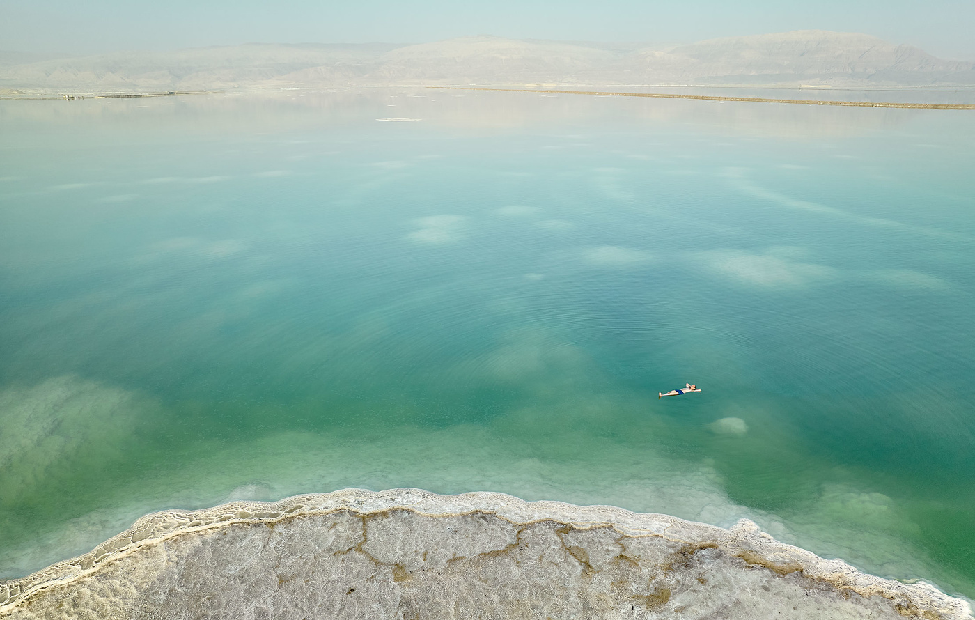 Странные пейзажи Мертвого моря...