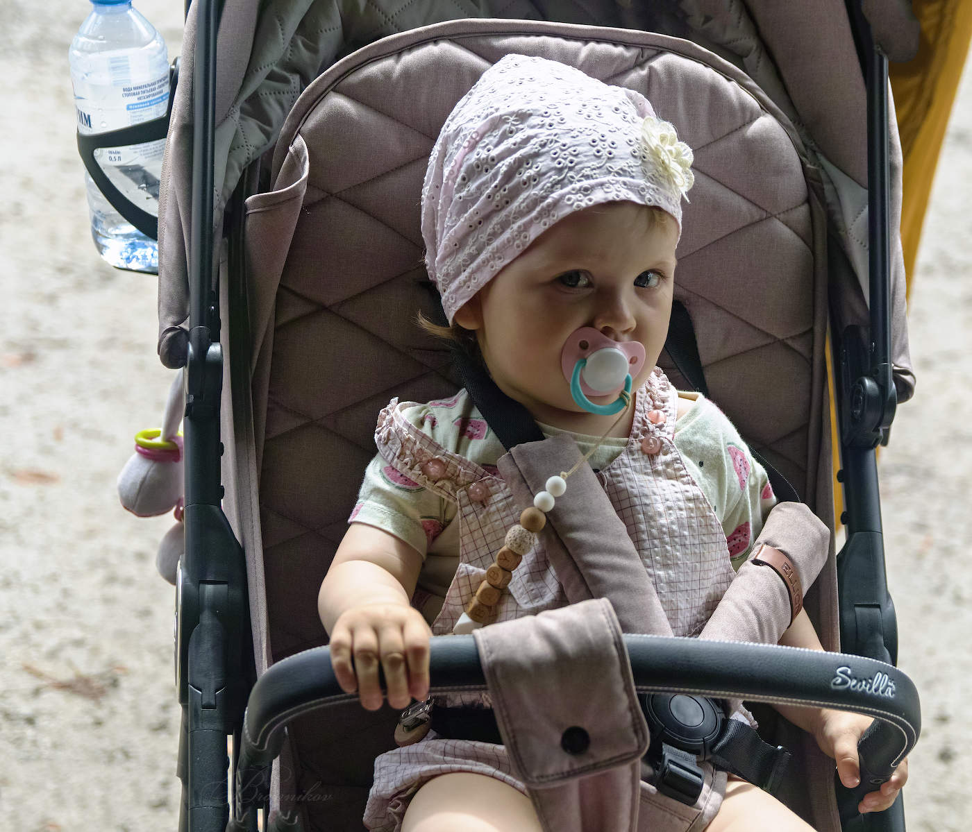 Серьёзный взгляд