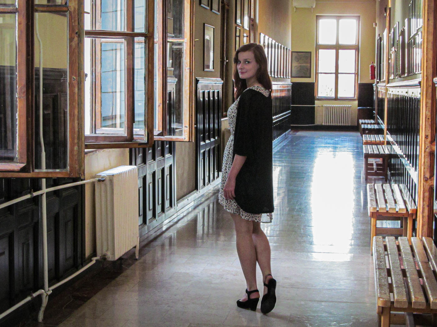 Странный коридор