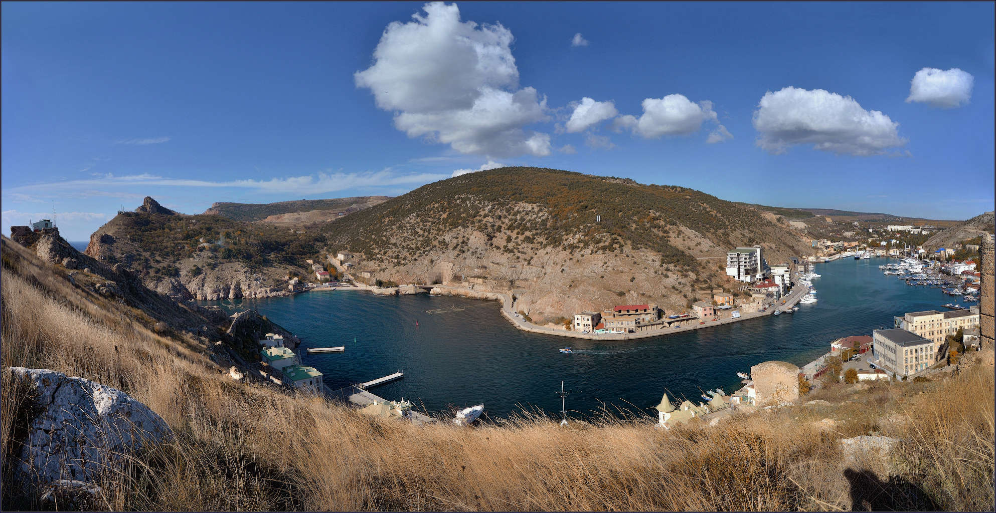 Осень в Балаклавской бухте...