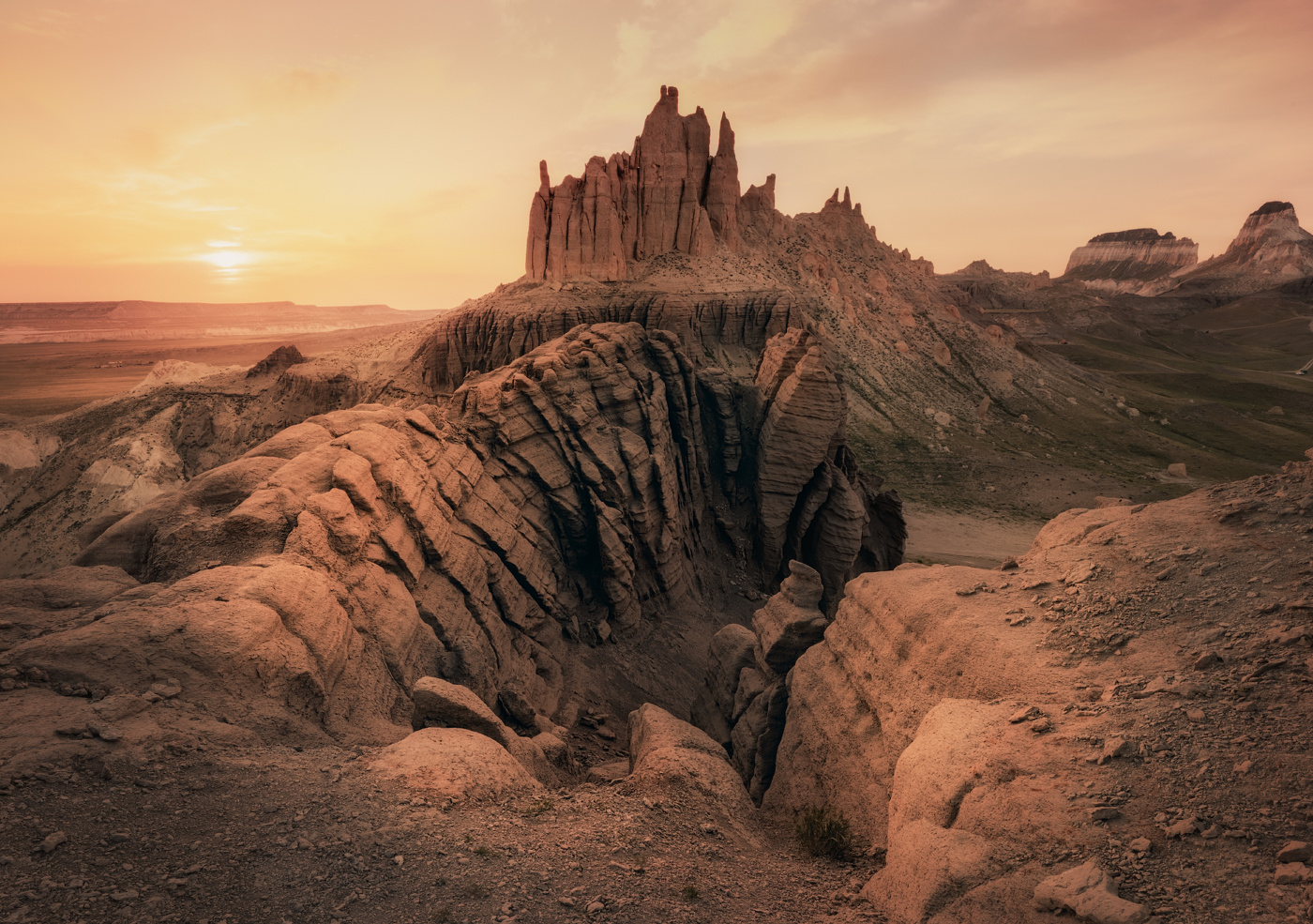 В рассветном золоте