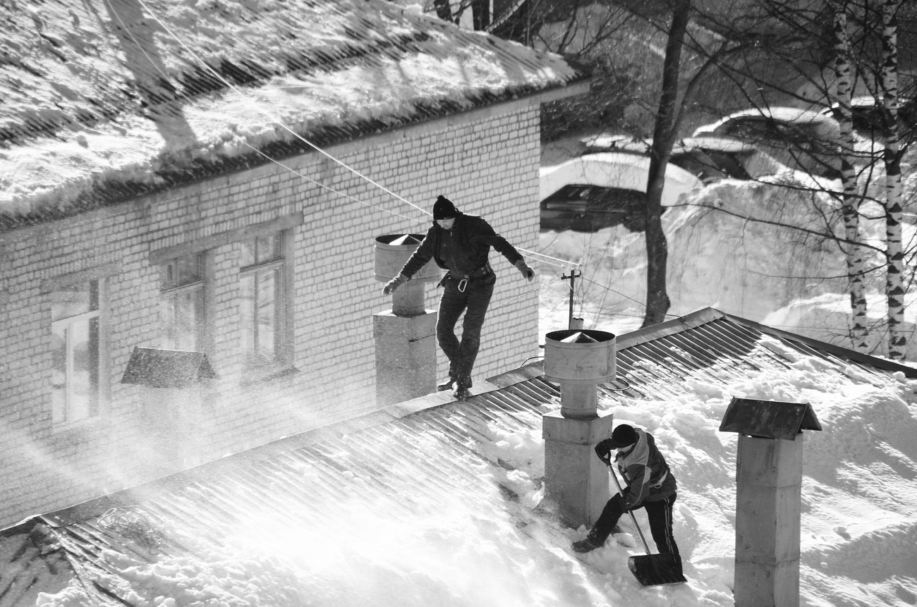 По лезвию бритвы