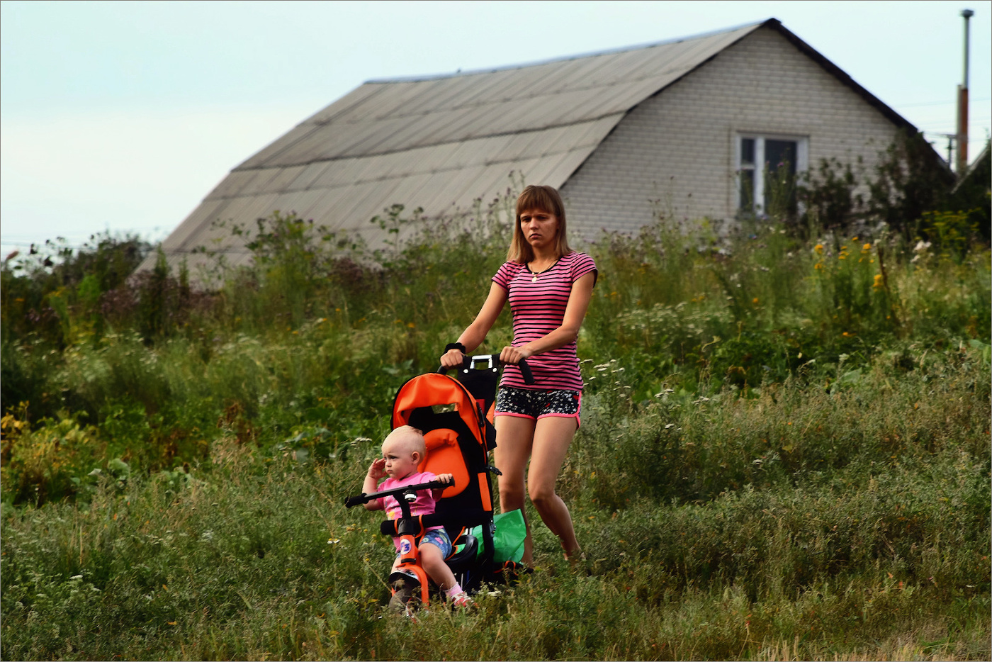 На прогулке...