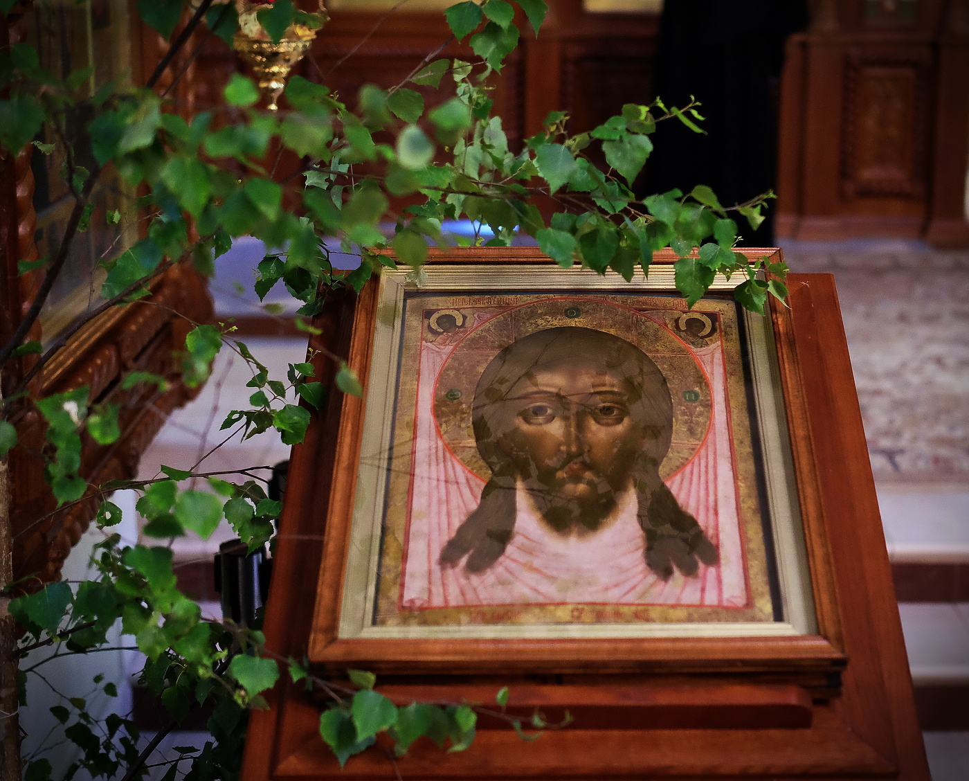 Монастырь. Праздничная служба.