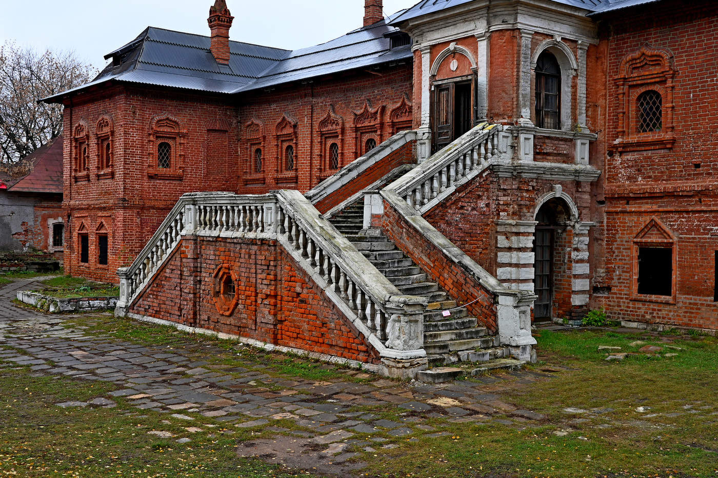 Митрополичья палата