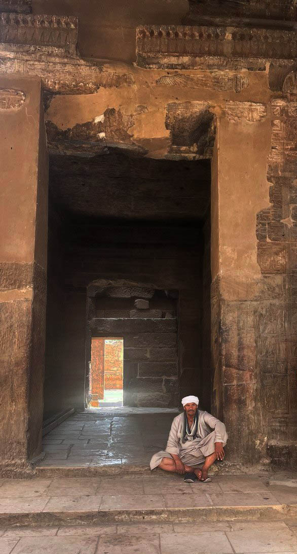 Луксорский антураж