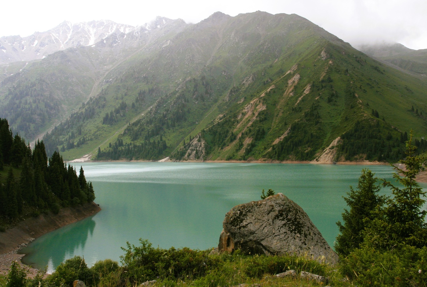 Горное озеро