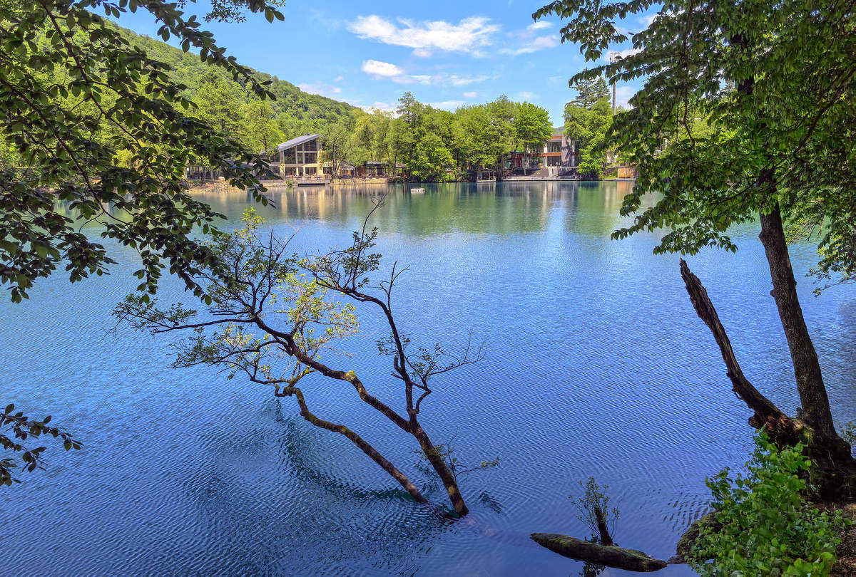 Нижнее Голубое озеро. КБР.