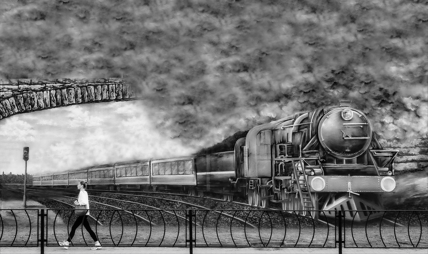 В НАУШНИКАХ РЕЗВИЛСЯ ДЖАЗ...