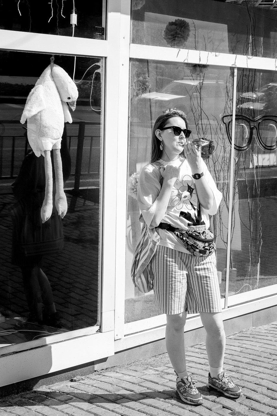 На улицах города...