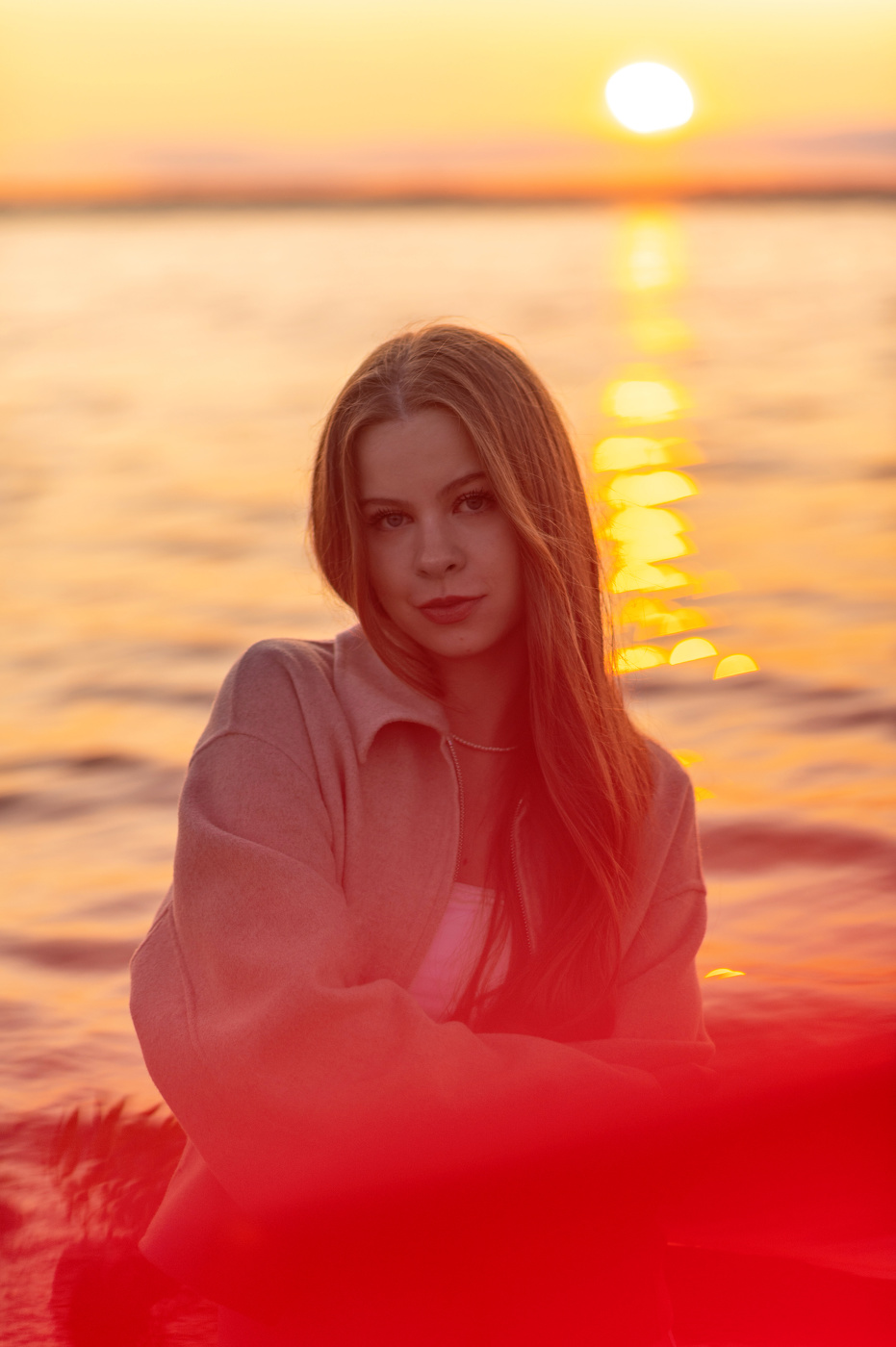 Рассвет над озером