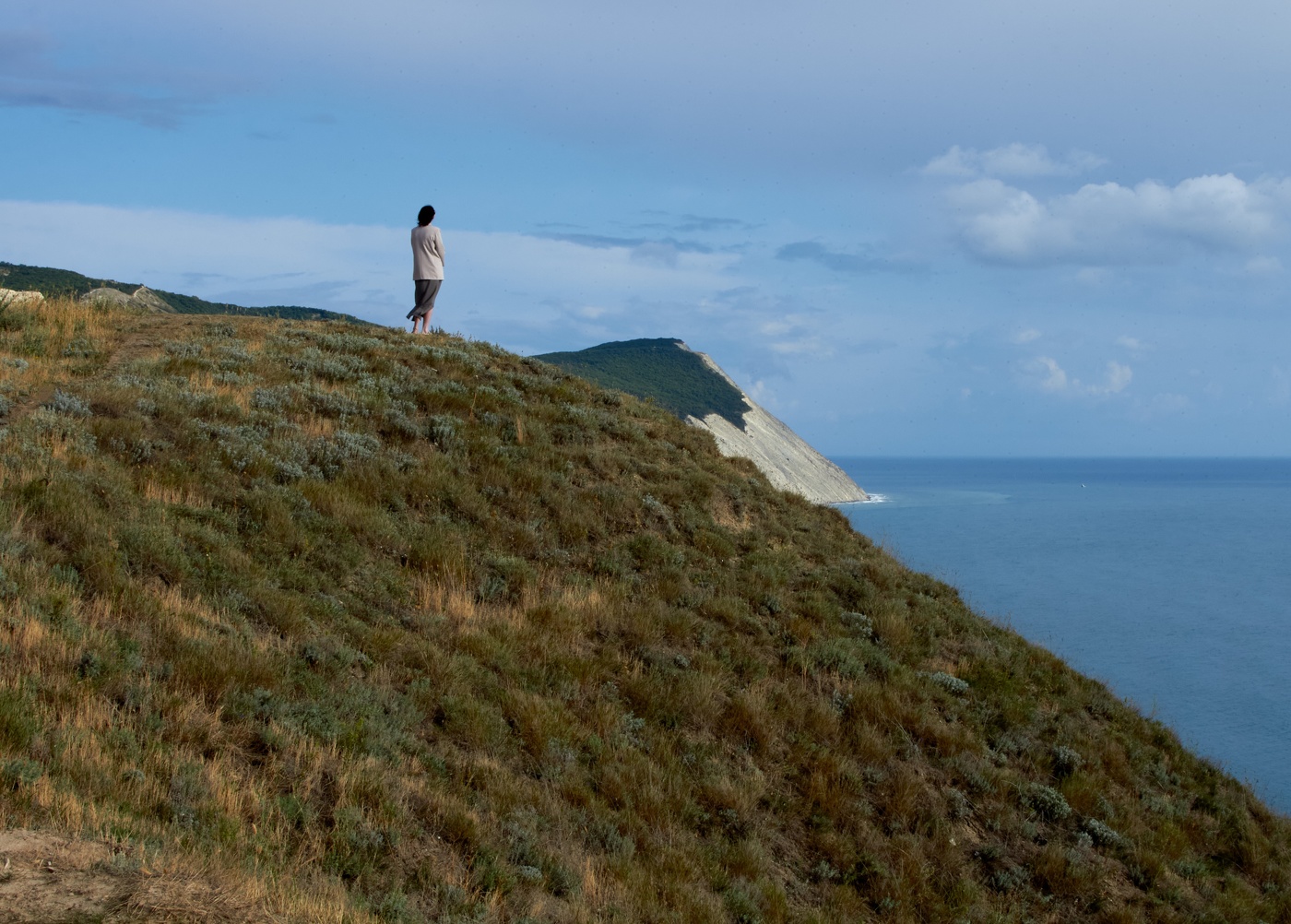Там, под облаками..